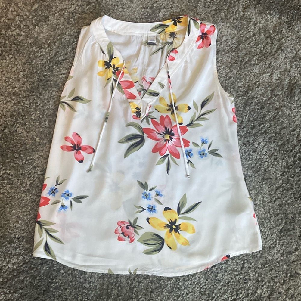 Sleeveless Floral Top